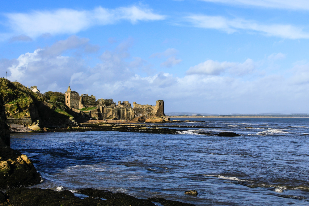 A Day in St Andrews: Whisky, Waves & a 'wee' Ceilidh